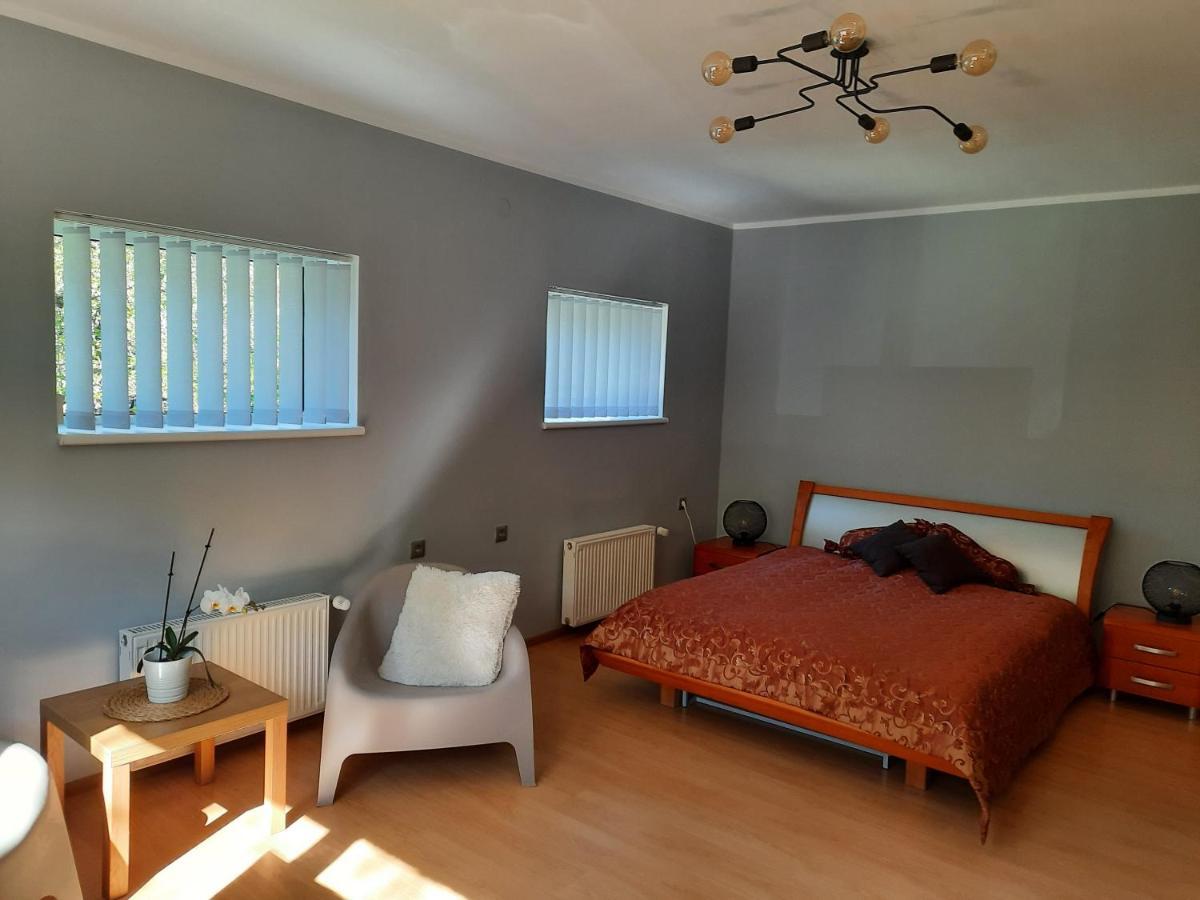 Medijas Apartment เซาล์กราสตี ภายนอก รูปภาพ